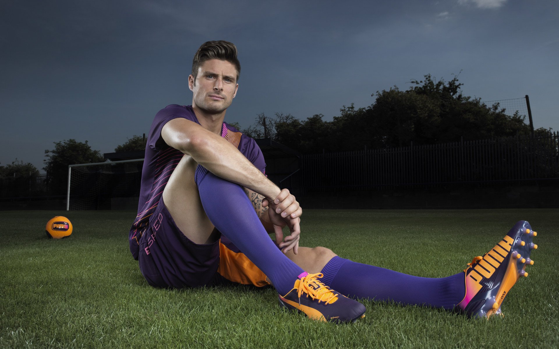 国王主教练亲临高中校园，进行公益训练营，国王队主教练沃顿好吗